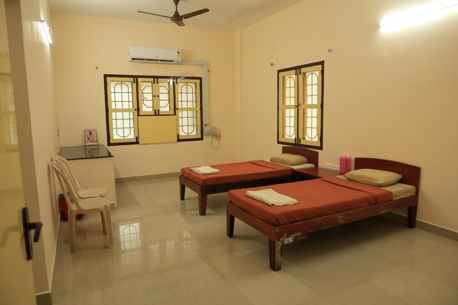 Official Sripuram Golden Temple Guest House Vellore Extérieur photo