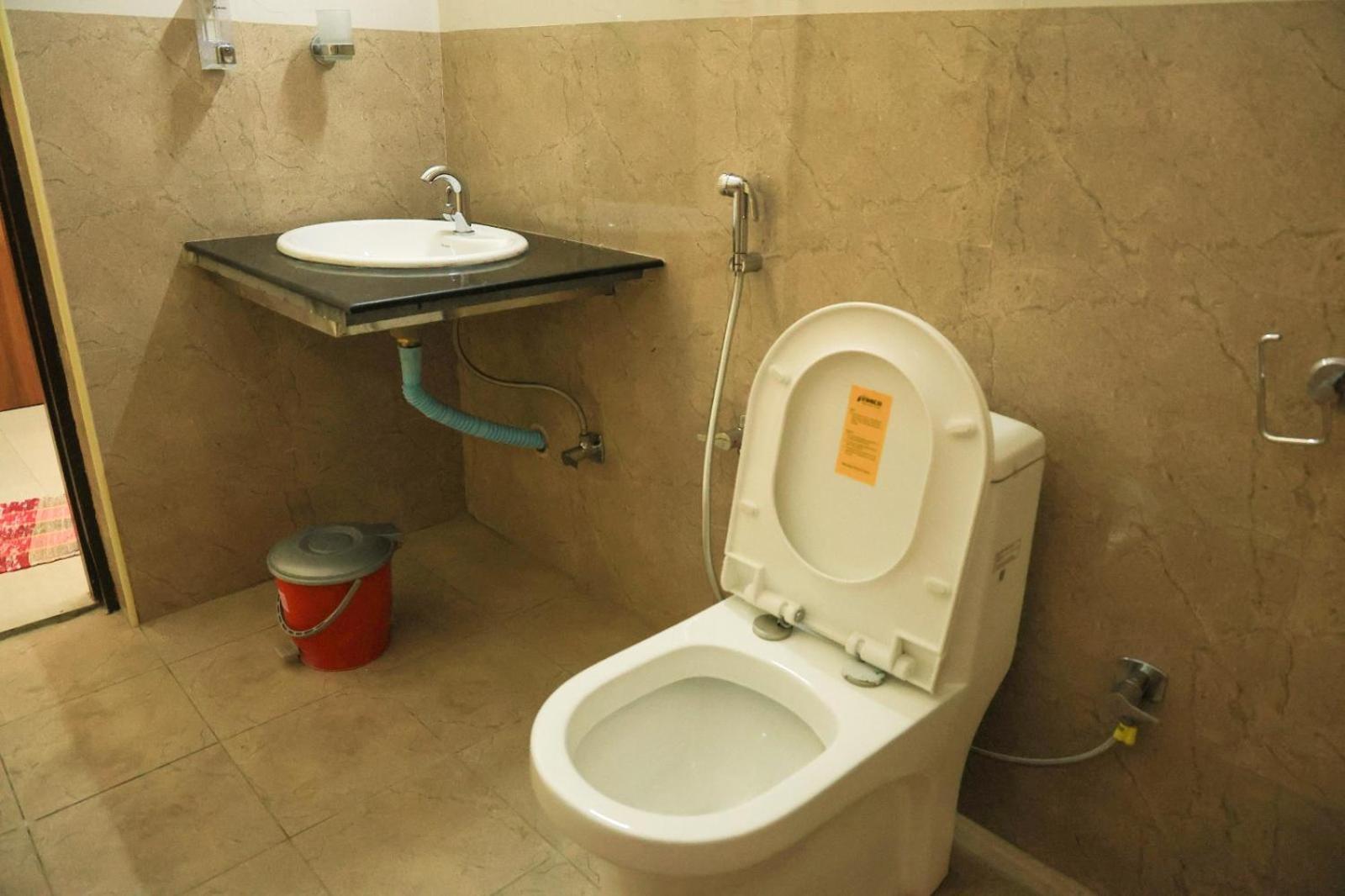 Official Sripuram Golden Temple Guest House Vellore Extérieur photo